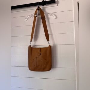 Women’s Brown Leather Crossbody Satchel Shoulder Bag Purse NWOT
